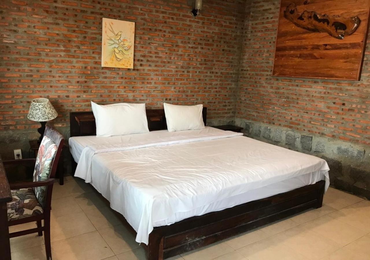 Wild Beach Boutique Resort Ninh Phuoc Esterno foto