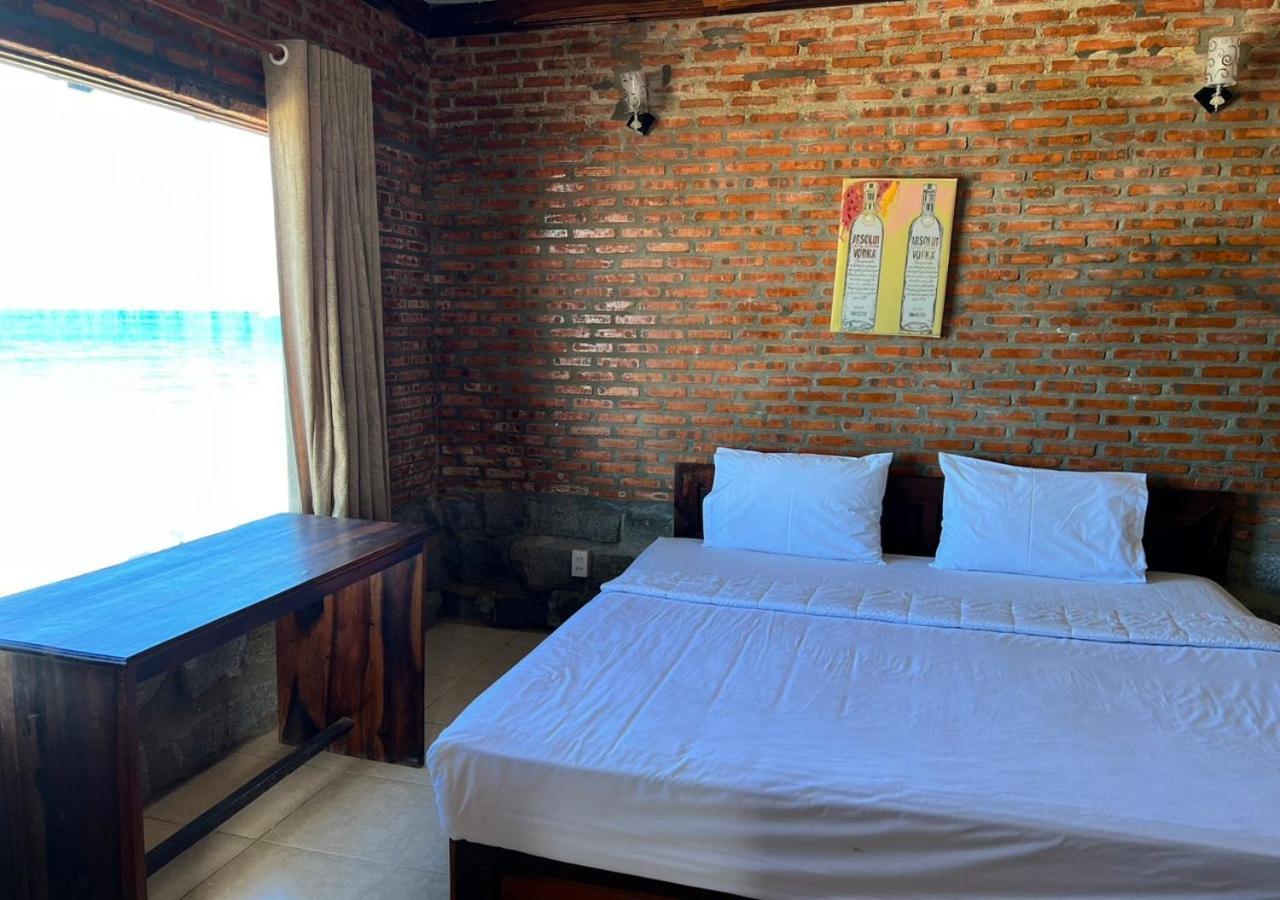 Wild Beach Boutique Resort Ninh Phuoc Esterno foto