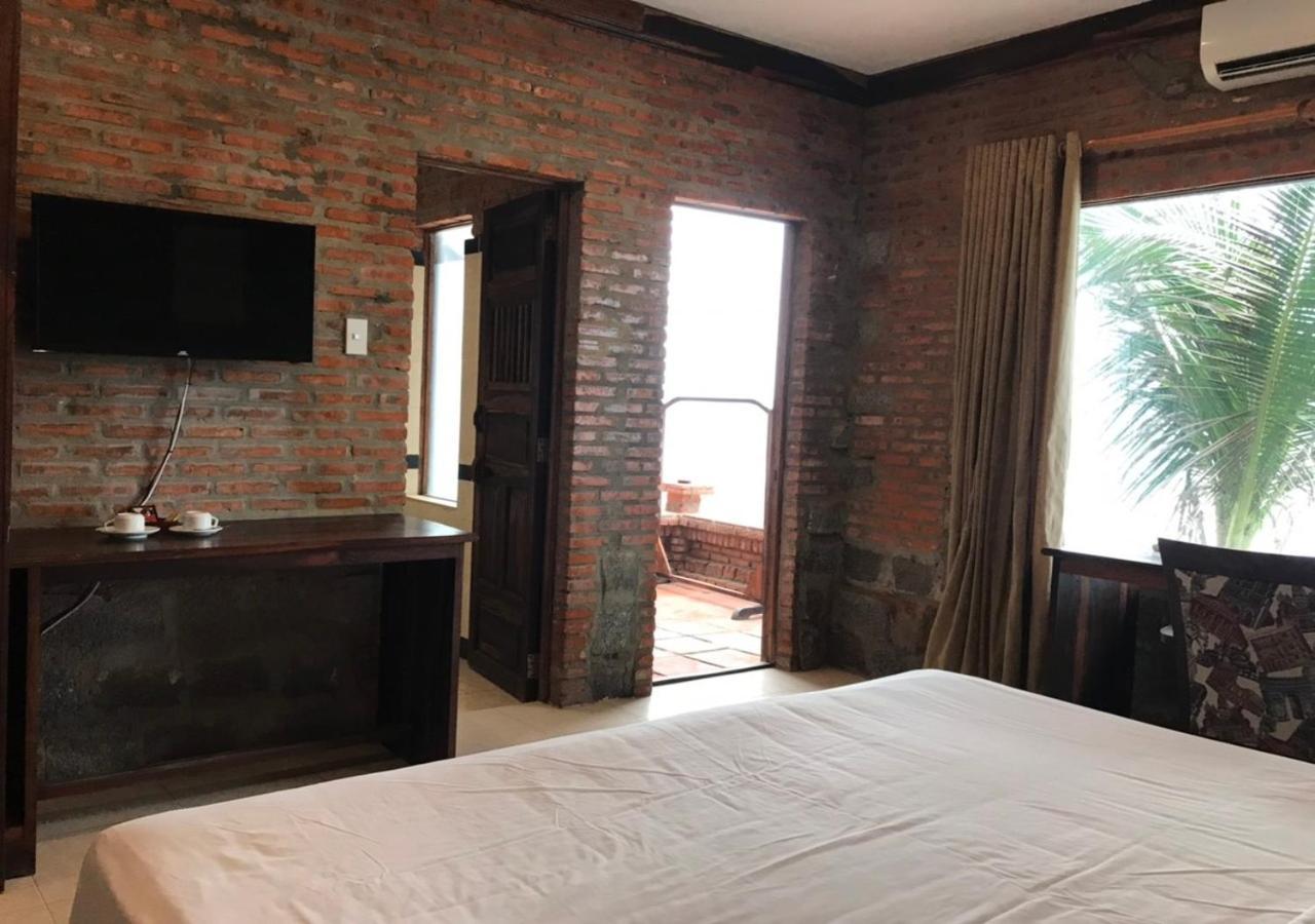 Wild Beach Boutique Resort Ninh Phuoc Esterno foto