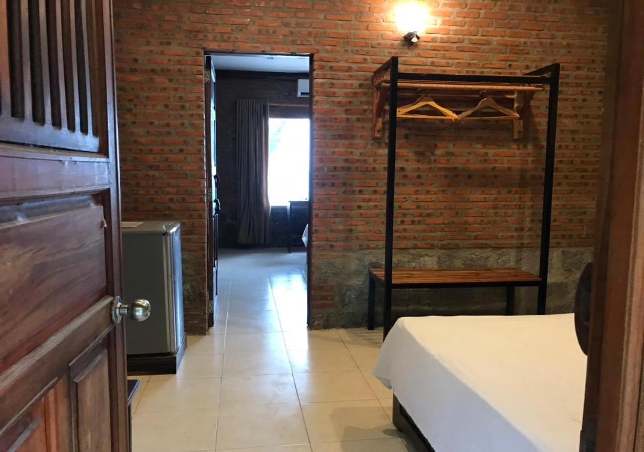Wild Beach Boutique Resort Ninh Phuoc Esterno foto