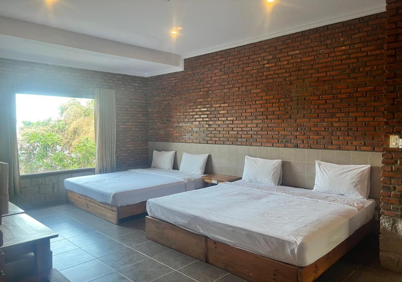 Wild Beach Boutique Resort Ninh Phuoc Esterno foto