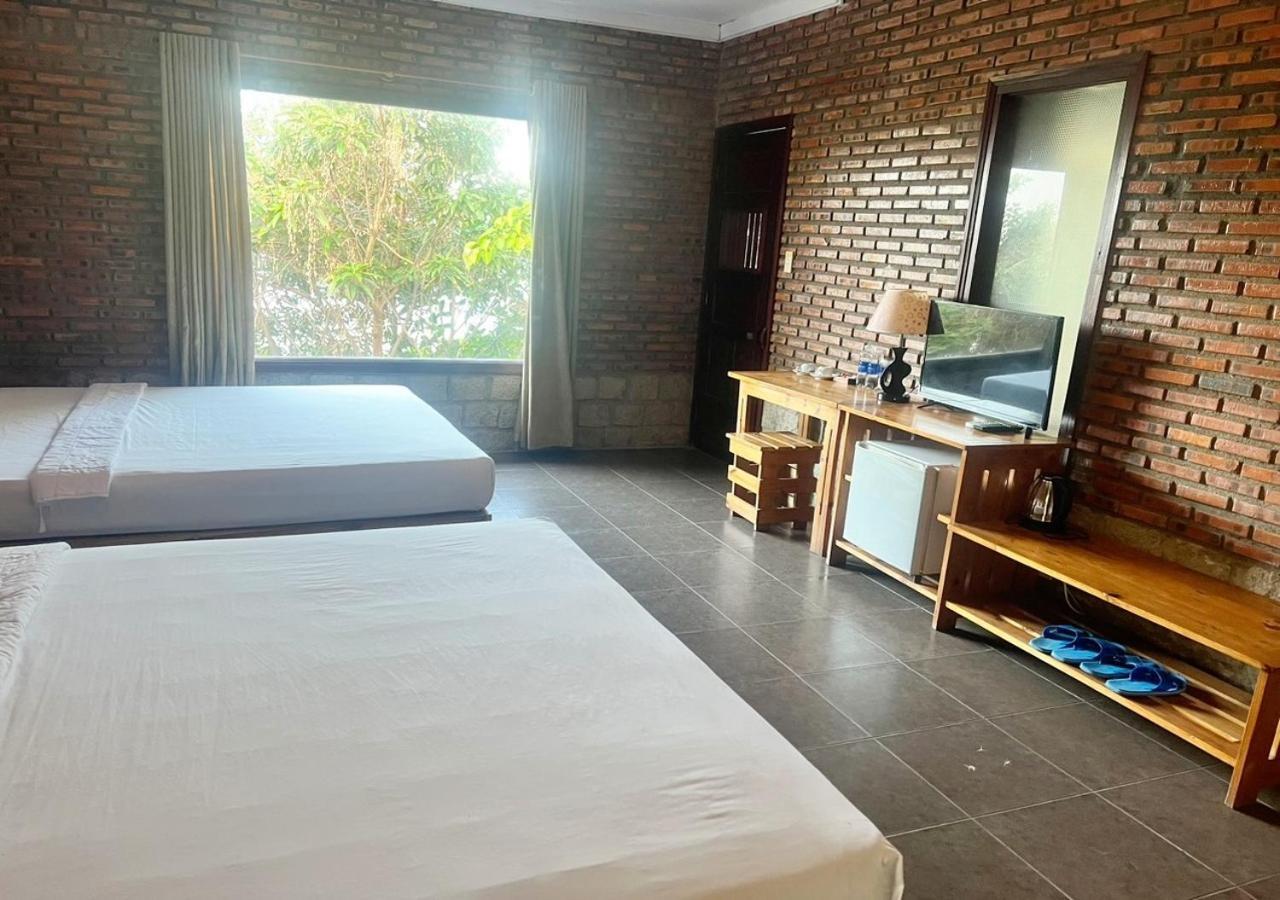 Wild Beach Boutique Resort Ninh Phuoc Esterno foto