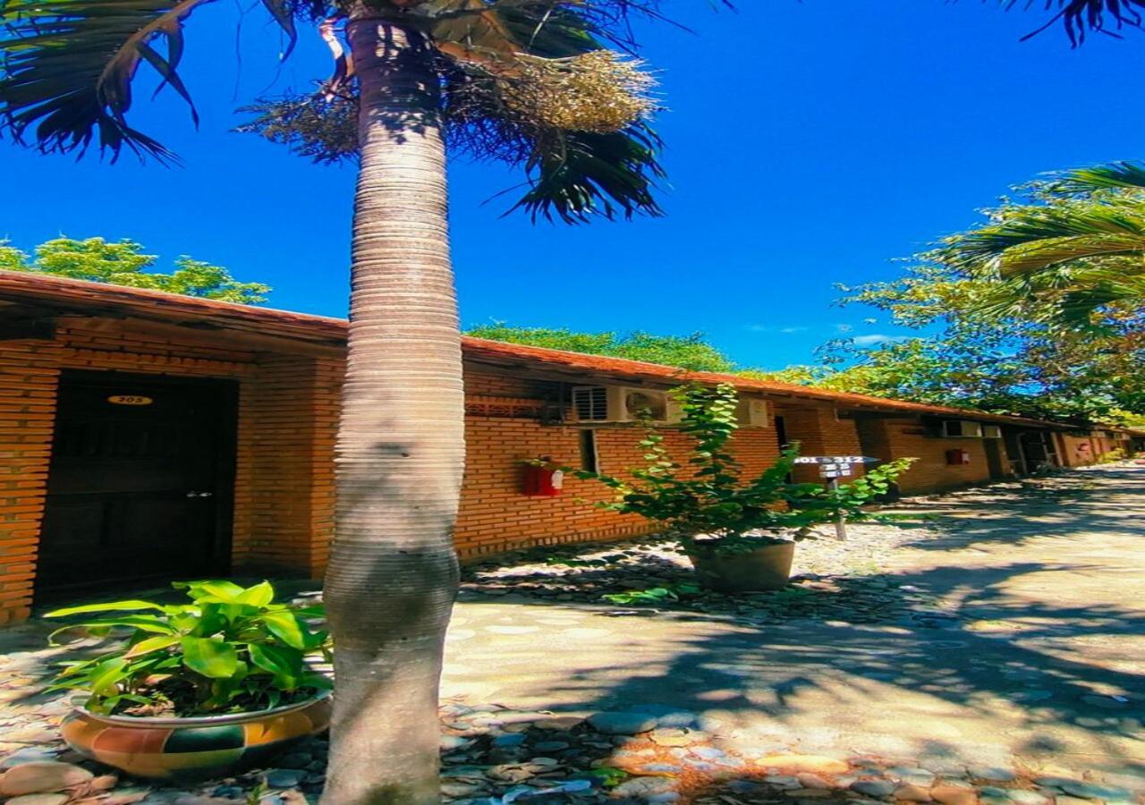 Wild Beach Boutique Resort Ninh Phuoc Esterno foto