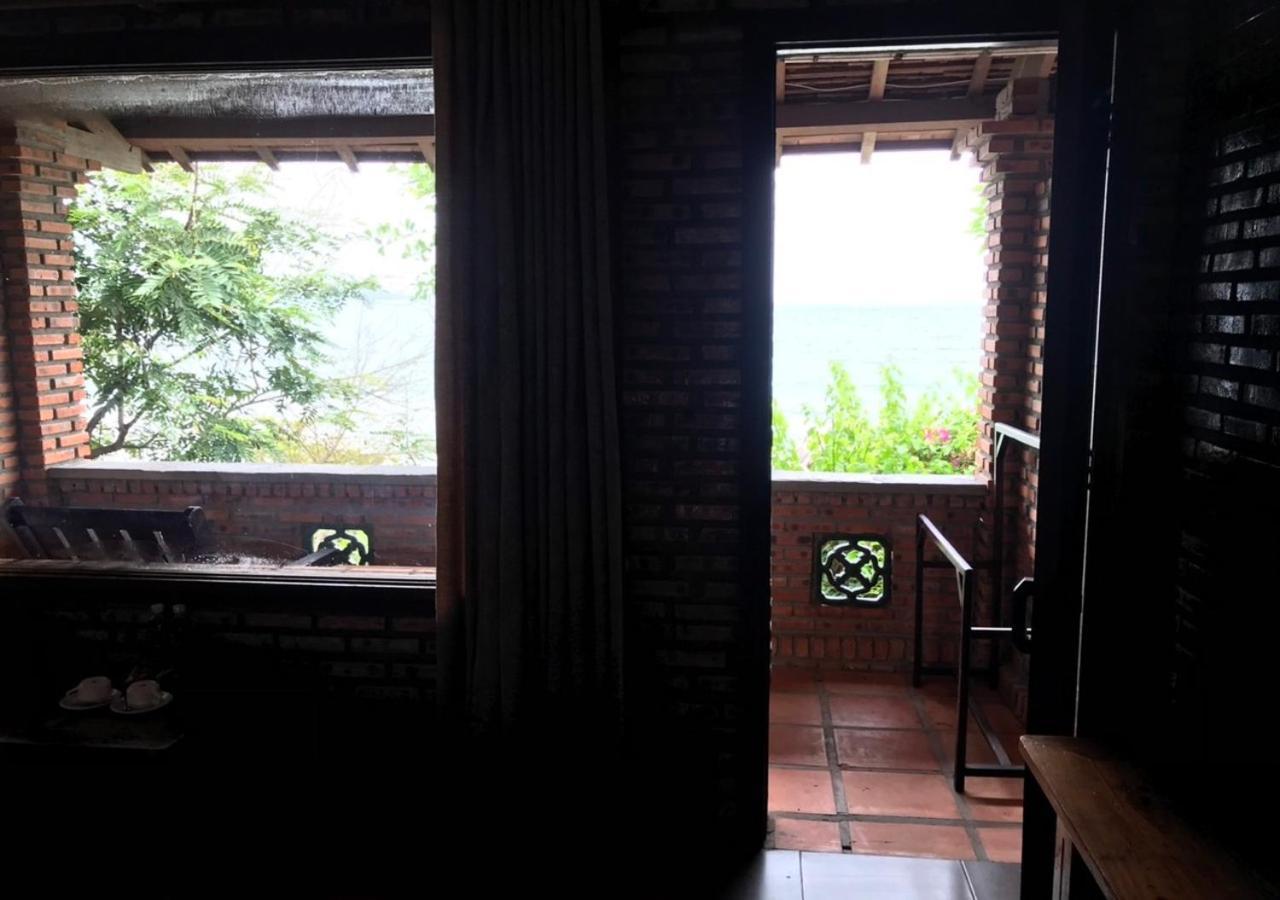 Wild Beach Boutique Resort Ninh Phuoc Esterno foto