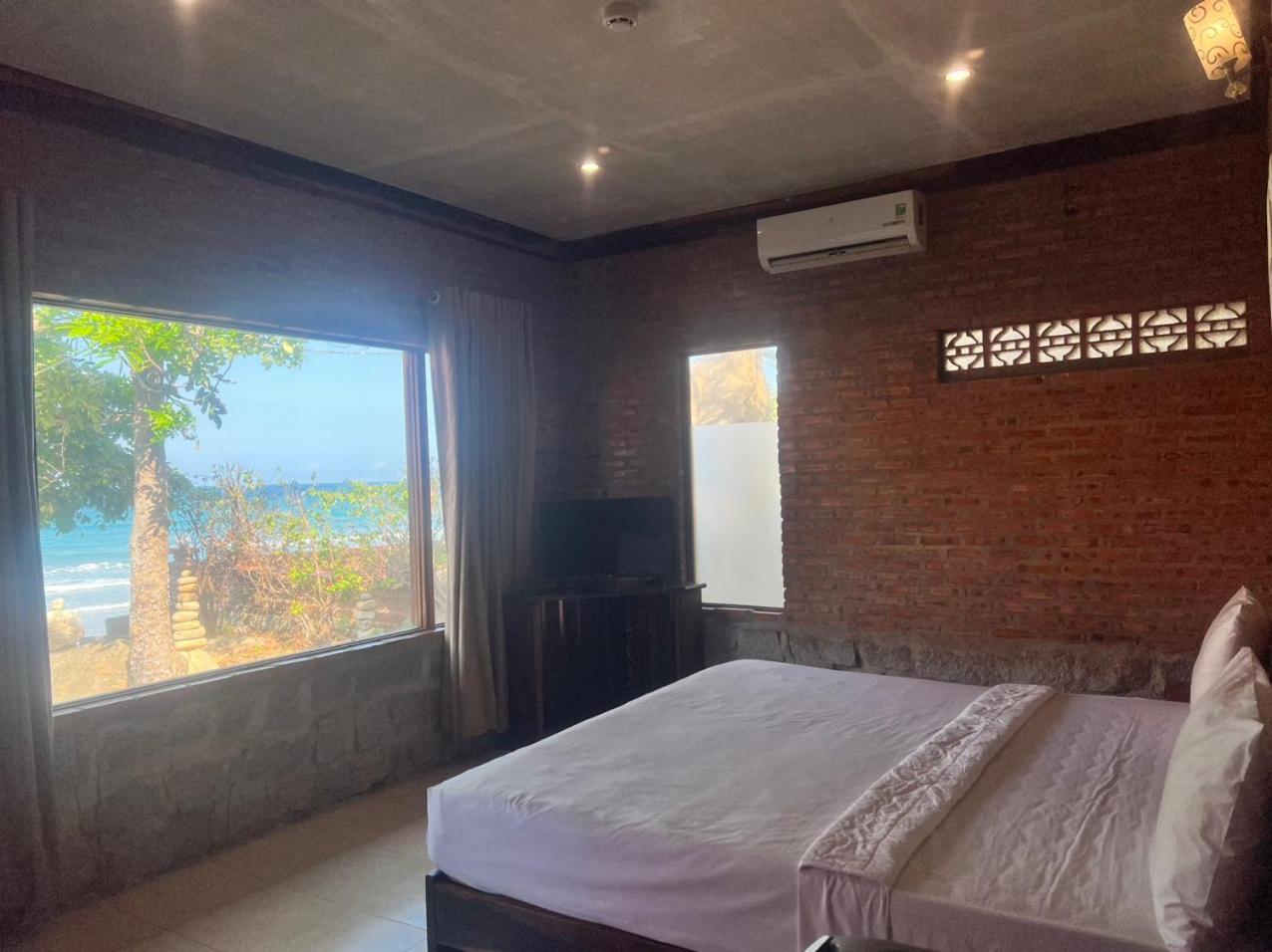 Wild Beach Boutique Resort Ninh Phuoc Esterno foto