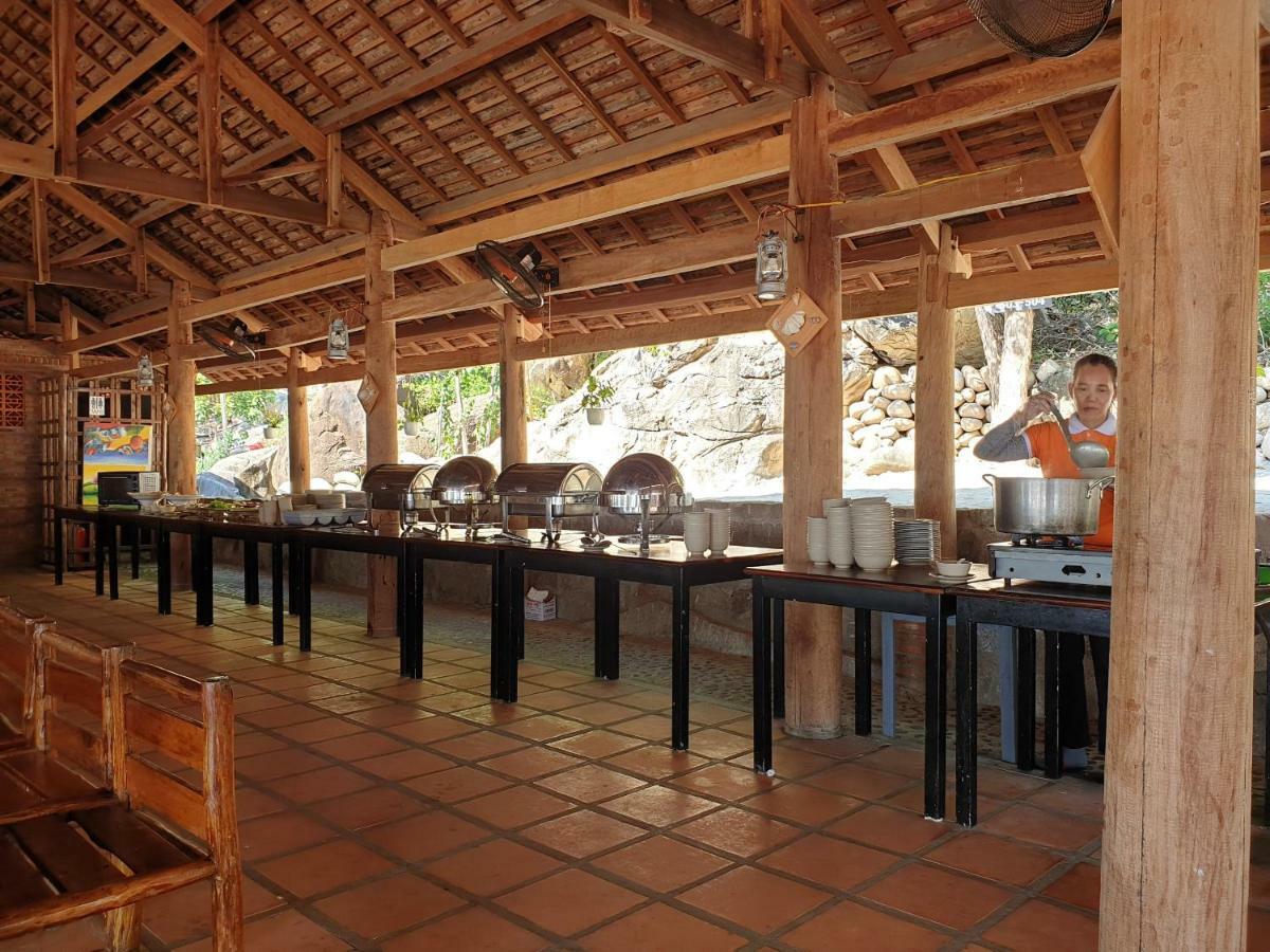 Wild Beach Boutique Resort Ninh Phuoc Esterno foto