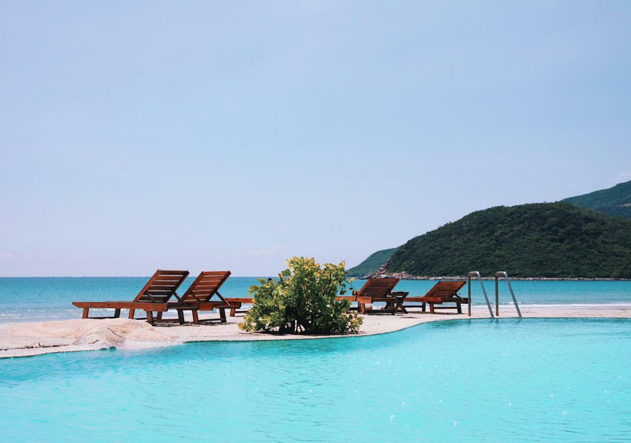 Wild Beach Boutique Resort Ninh Phuoc Esterno foto